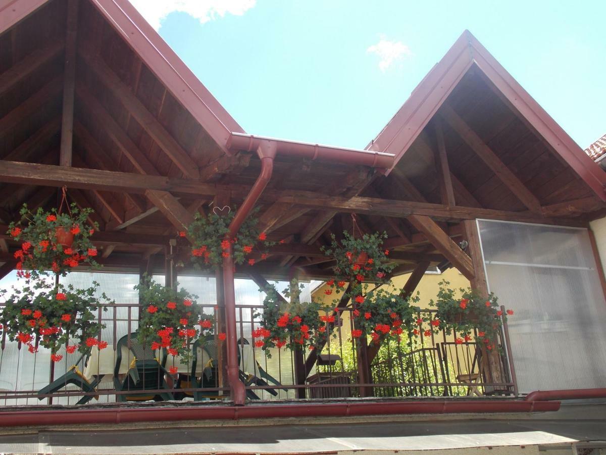 Apartman Antea Otocac Exterior photo